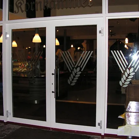 Bauer Schmidt Bauer's Budget-hotel 3*