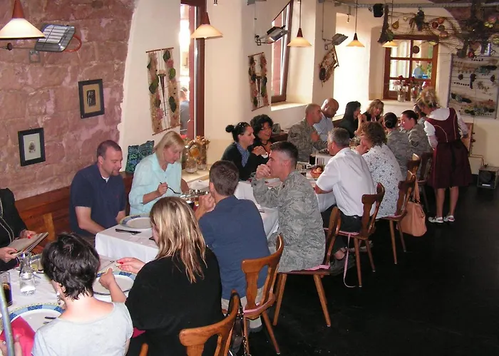 Bauer Schmidt Bauer's Budget-hotel Konukevi